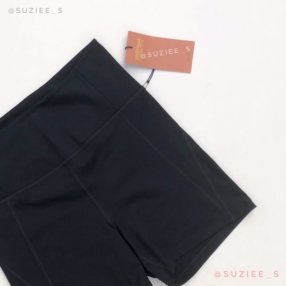 Girlfriend Collective High Rise Run Shorts in Black Large NWT - Picture 6 of 12